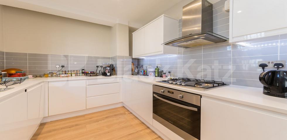 			NEW INSTRUCTION!, 2 Bedroom, 1 bath, 1 reception Apartment			 SPRINGFIELD HOUSE LOFTS-TYSSEN STREET, DALSTON E8